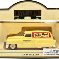 Αυτοκινητάκι Diecast Days Gone 1953 Pontiac Radio Shack